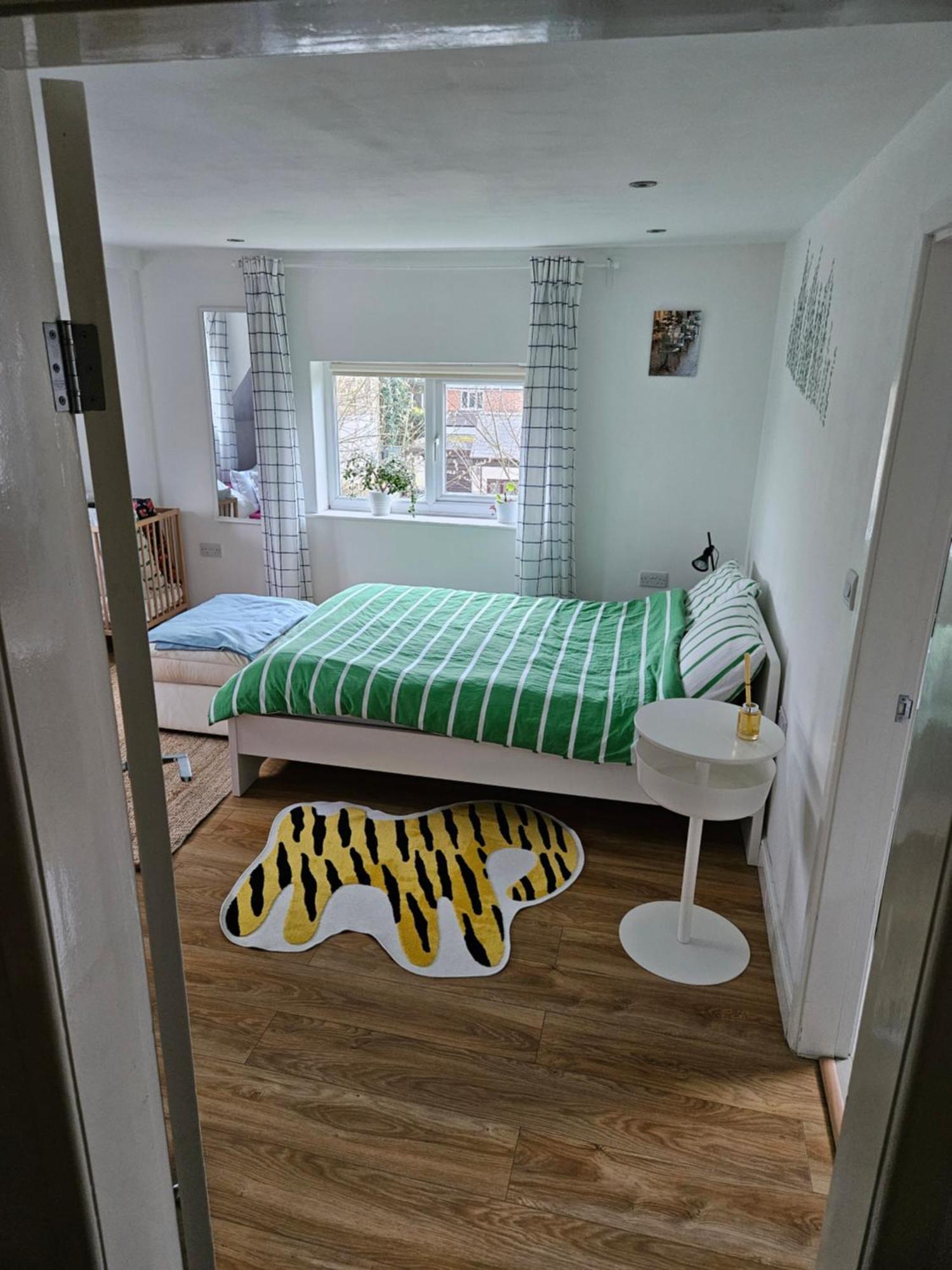 Beautiful House In The Heart Of A Golf Course. Manchester
