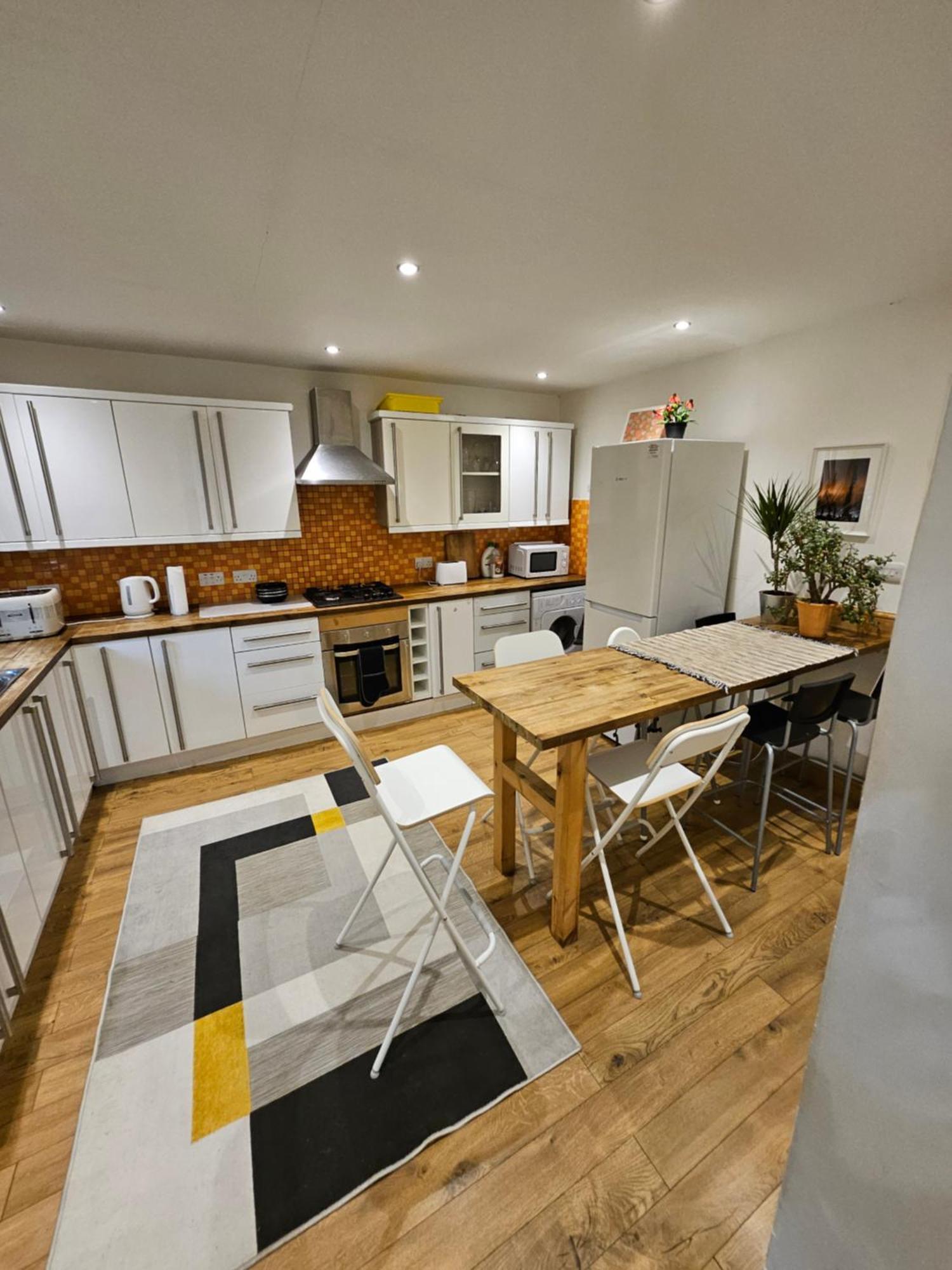 Apartment Beautiful House In The Heart Of A Golf Course. *